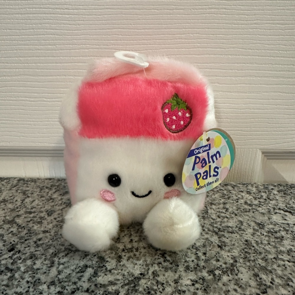 NWT Fresca the strawberry 🍓 milk palm pal